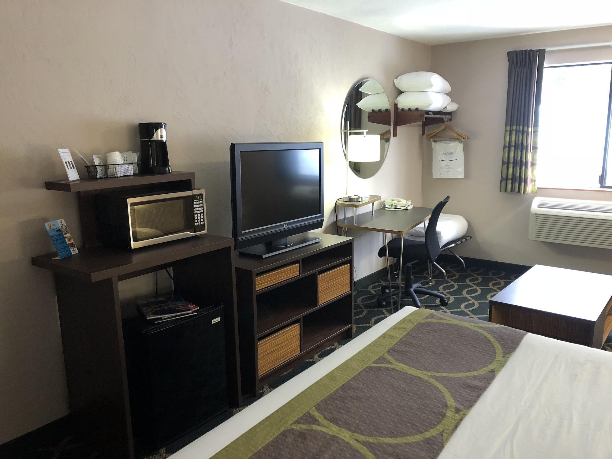 Super 8 By Wyndham Port Angeles At Olympic National Park Motel Exterior foto