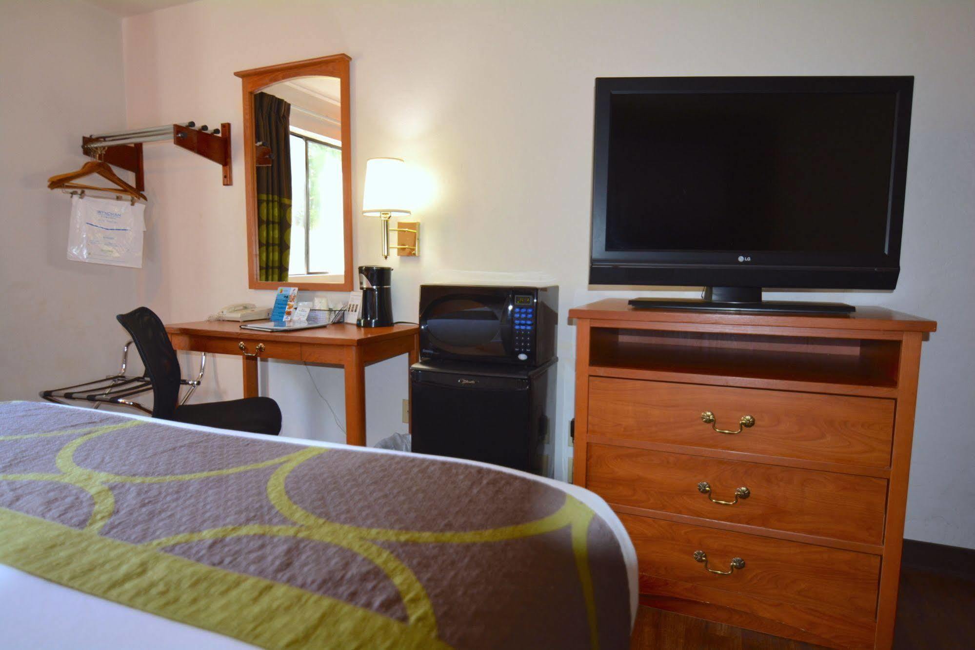 Super 8 By Wyndham Port Angeles At Olympic National Park Motel Exterior foto